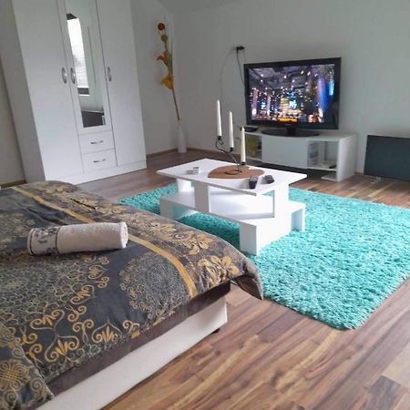 Stan Na Dan Gornji Milanovac-Centar-Nova Gradnja Apartment ภายนอก รูปภาพ