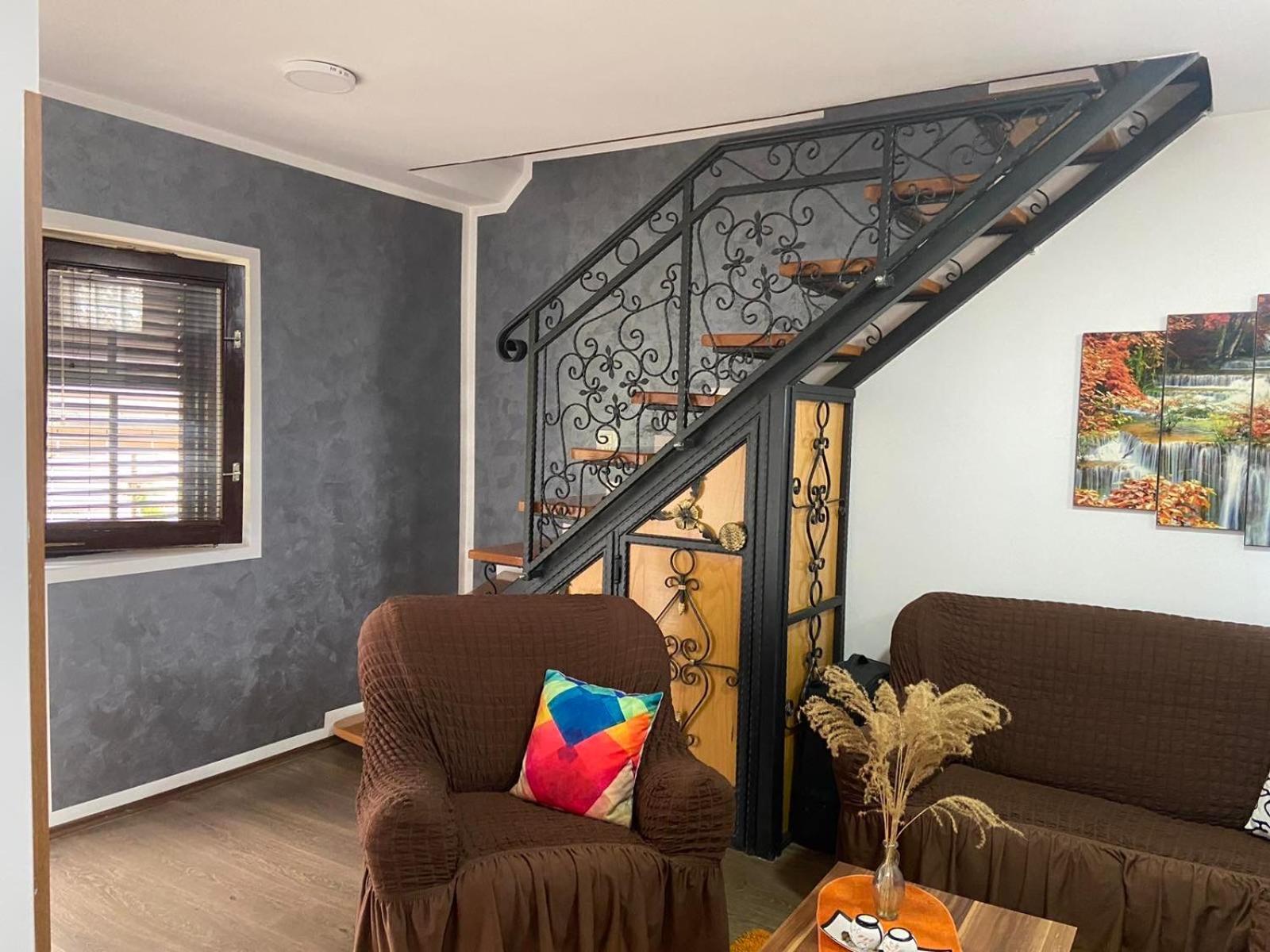 Stan Na Dan Gornji Milanovac-Centar-Nova Gradnja Apartment ภายนอก รูปภาพ